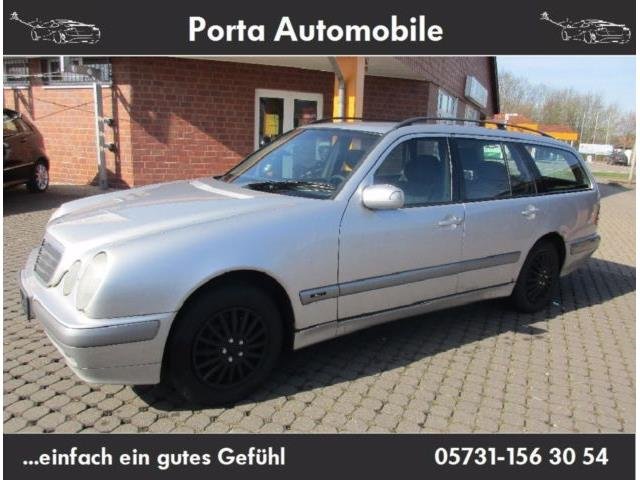 Mercedes-Benz E 220 E-Klasse T-Modell E 220 T CDI