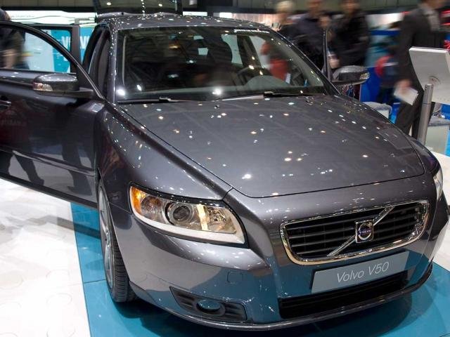 Volvo V50 Kinetic 1.8, 92 kW (125 PS), Schalt. 5-Gang, Frontantrieb