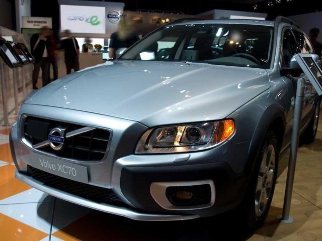 Volvo XC70 Momentum D3 Geartronic, 120 kW (163 PS), Autom. 6-Gang, Frontantrieb