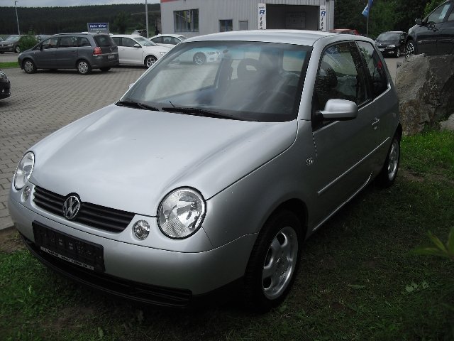 VW Lupo College