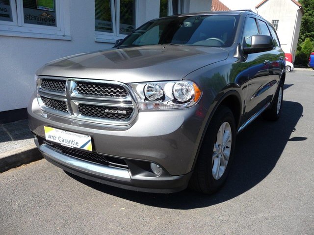 Dodge Durango SXT 7 Sitzer 3,6l V6 VVT