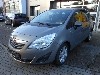 Opel Meriva B Design Edition mit Parkpilot, auf Winterbreifung