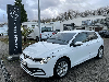 VW Golf VIII 2,0 TDi DSG Life LED Navi Garantie