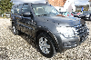 Mitsubishi Pajero 3.2 DI-D PDC AHK 7-Sitzer Sitzh. 1. Hand scheckheftgepflegt