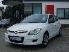 Hyundai i30 blue Start + Stopp System